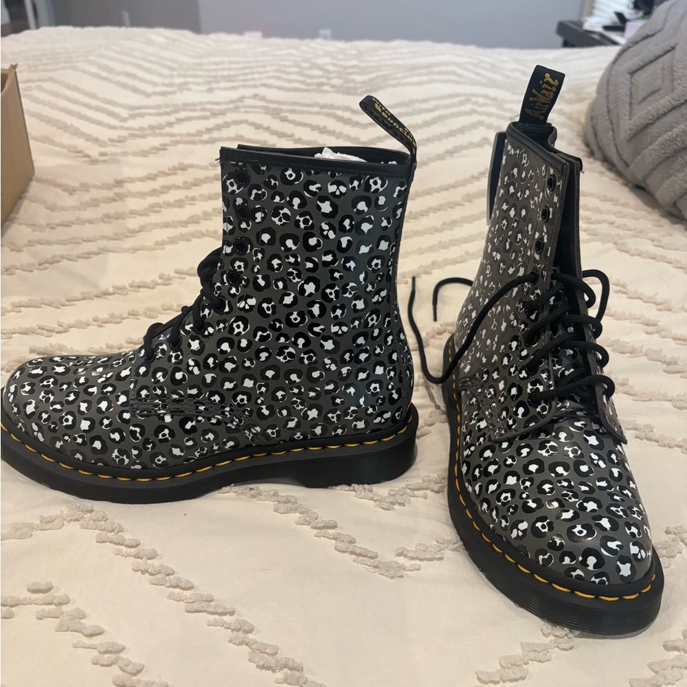 NWT Dr Martens leopard boots